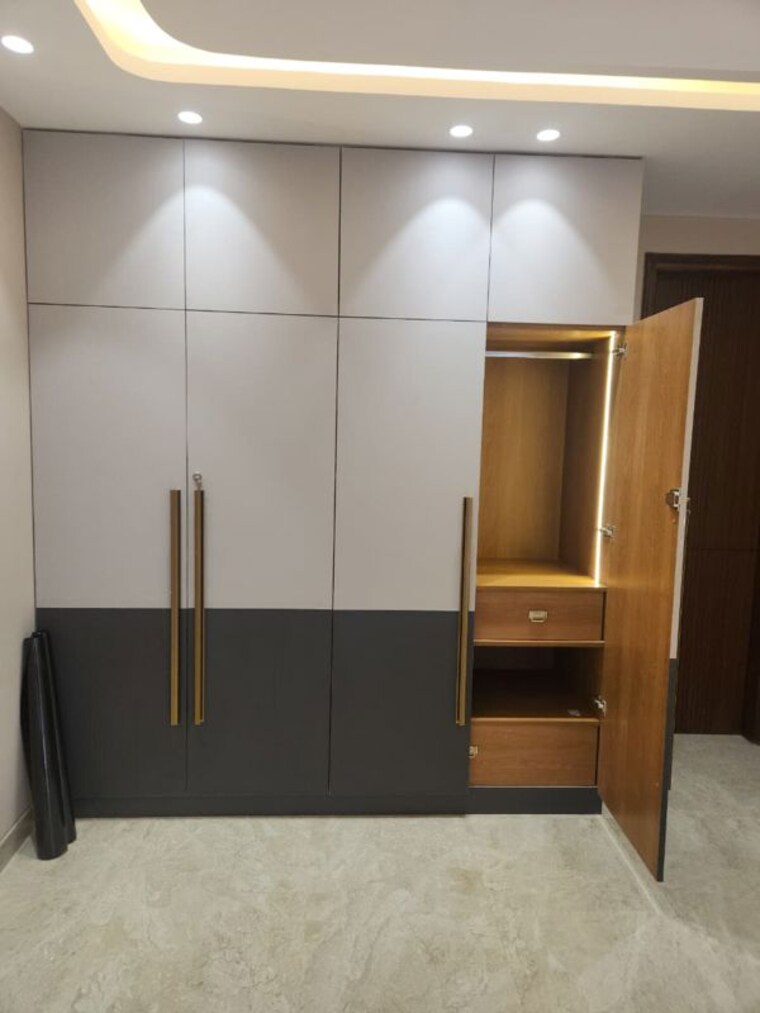 Room, sector 51 3.5 Bedroom 270 Sq.Ft. Villa In Sector 51 Gurgaon 10403090