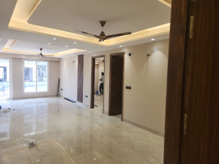 Room, sector 51 3.5 Bedroom 270 Sq.Ft. Villa In Sector 51 Gurgaon 10403090