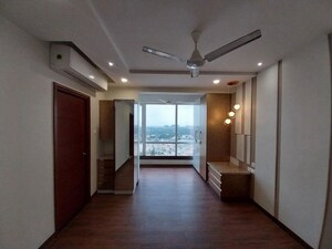 Room in 3 BHK Apartment at Bricks Skywoods, Tellapur – for Rent