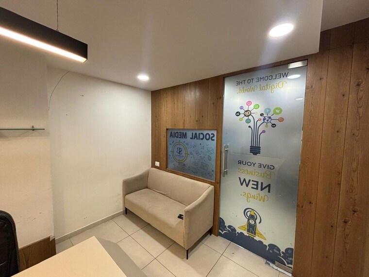 Living Room, shyamal Commercial Office Space 694 Sq.Ft. In Shyamal Ahmedabad 10403110