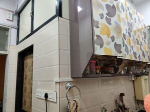 Kitchen in 6 BHK Apartment at Churchgate – for Rent