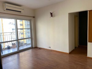 Room in 4 BHK Apartment at BPTP Park Grandeura, Sector 82 – for Rent