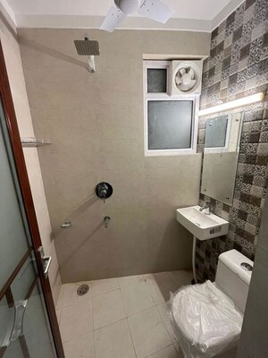 Bathroom in 1 RK Builder Floor at Malviya Nagar – for Rent