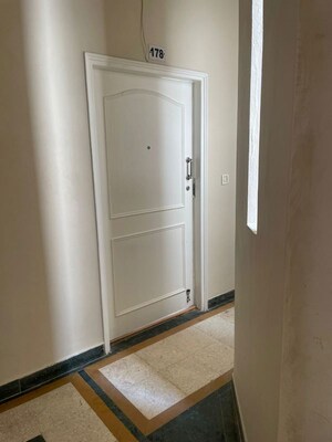 Building Lobby in 3 BHK Apartment at DLF Regency Park II, Sector 27 – for Rent