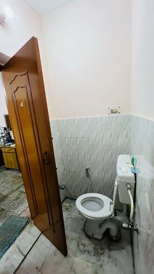 Bathroom in 3 BHK Builder Floor at Unitech Infospace, Sector 21 – for Rent