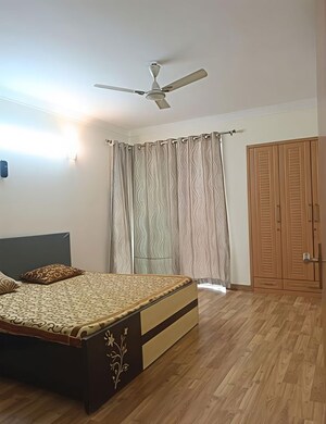 Bedroom in 3 BHK Apartment at Parsvnath Exotica, Sector 53 – for Rent
