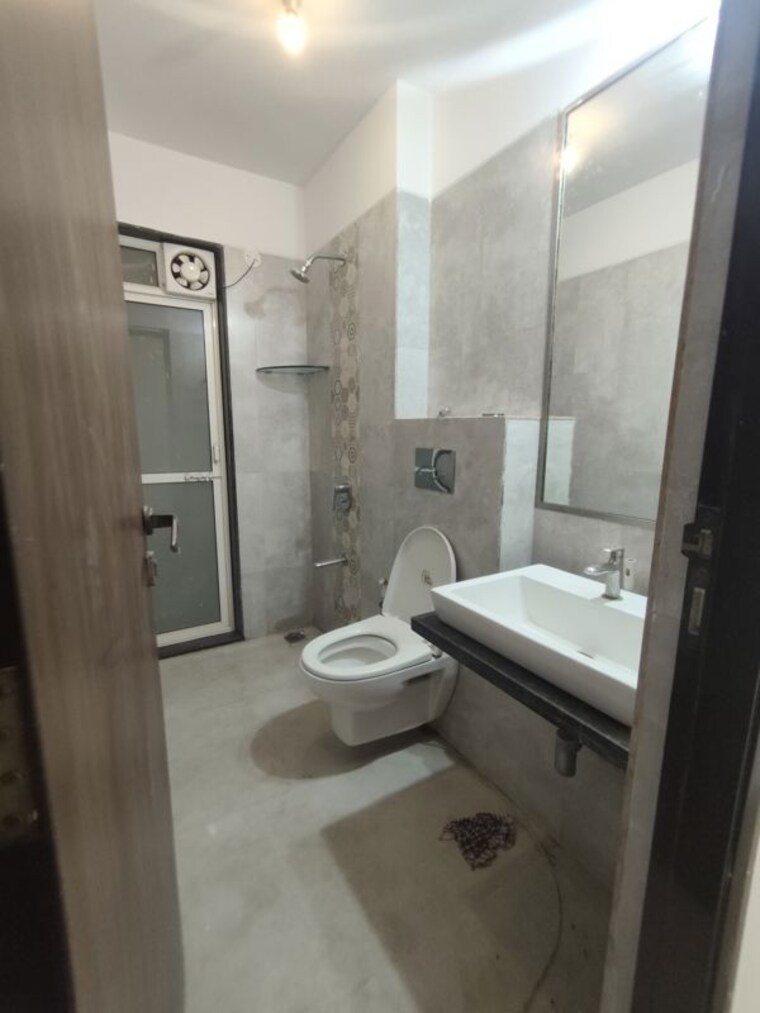 Bathroom, omkar-ananta 2 Bedroom 750 Sq.Ft. Apartment In Goregaon East Mumbai 10403220