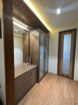 Room in 6+ BHK Villa at Adapt Heights, Bani Park – for Rent