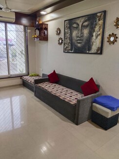 1 BHK Apartment For Sale in Guru Niwas Building