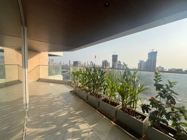 Balcony, worli-residency 3 Bedroom 3456 Sq.Ft. Apartment In Worli Mumbai 10403282