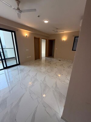 Room in 2 BHK Apartment at M3M Skywalk, Sector 74 – for Rent