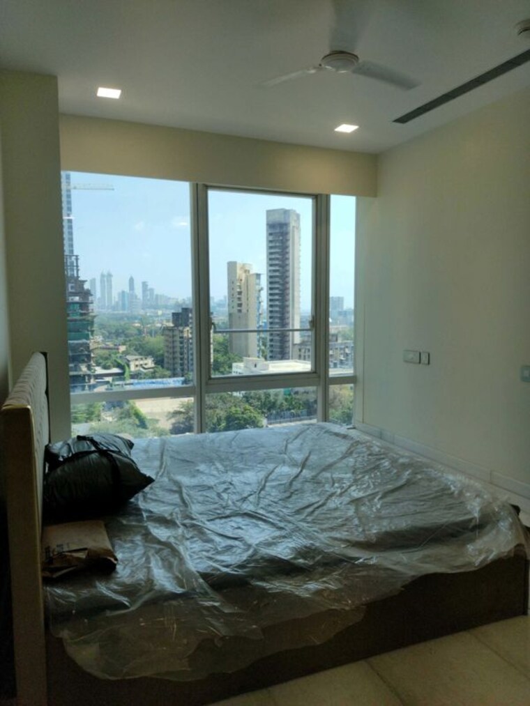 Bedroom, indiabulls-blu 3 Bedroom 1090 Sq.Ft. Apartment In Worli Mumbai 10403306