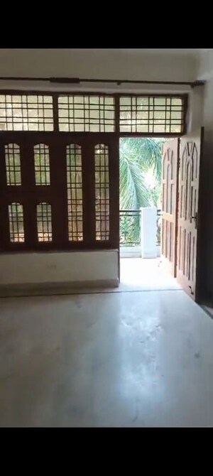 Room in 3 BHK Builder Floor at Ansal Plaza Sector-23, Sector 23 – for Rent