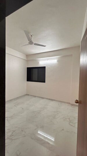 Room in 2 BHK Apartment at Amar Srushti, Hadapsar – for Rent