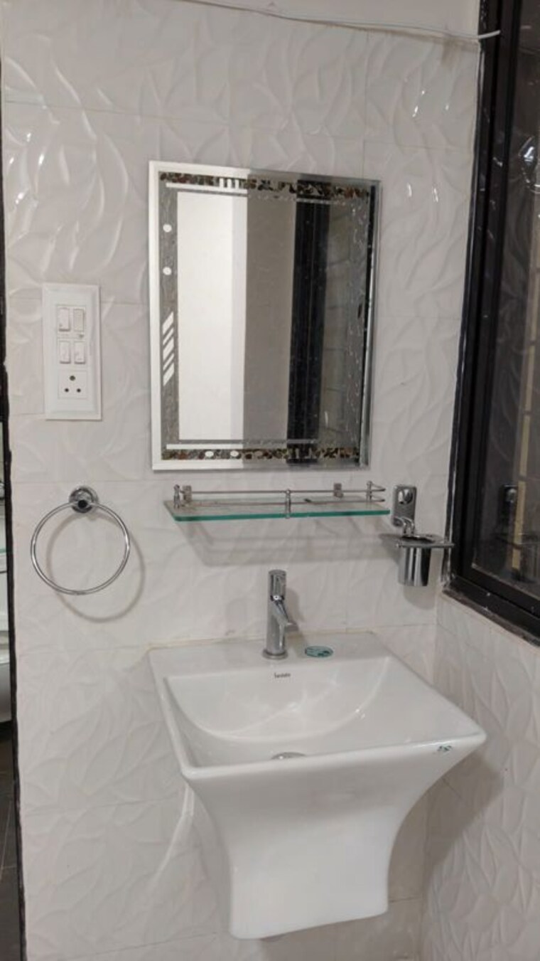 Bathroom, amar-srushti 2 Bedroom 1000 Sq.Ft. Apartment In Hadapsar Pune 10403307