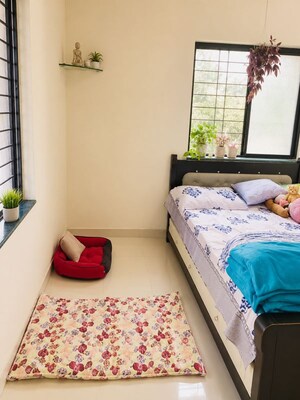 Bedroom in 1 BHK Apartment at Kamgar Putala Vasahat – for Sale