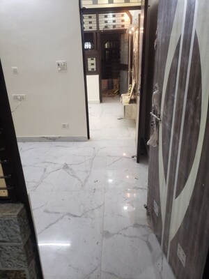 2 BHK Builder Floor For Rent in Janakpuri