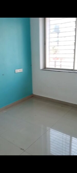 Room in 1 BHK Apartment at Kamgar Putala Vasahat – for Sale