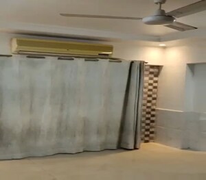 Bedroom in 3 BHK Apartment at Dadar East – for Rent