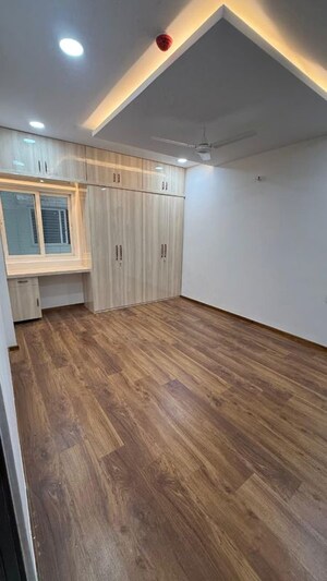 Room in 3 BHK Apartment at Poulomi Avante, Kokapet – for Rent
