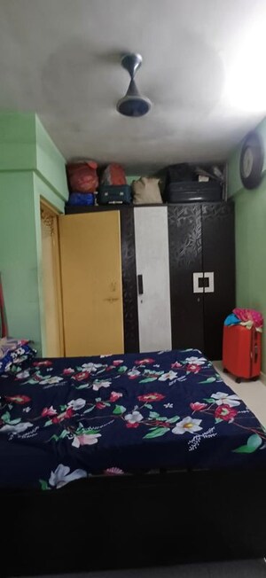 Bedroom in 1 BHK Apartment at Kalwa – for Sale