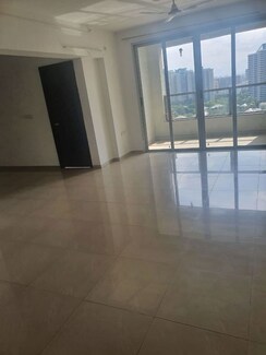 2 BHK + Pooja Room Apartment For Sale in Amanora Adreno Towers