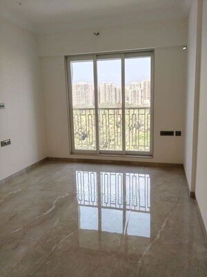 Room in 1 BHK Apartment at Crescent Silverwoods, Powai – for Rent