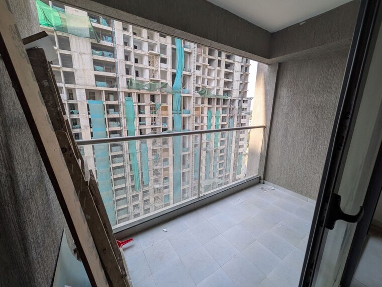 Balcony, mantra-meraki 3 Bedroom 900 Sq.Ft. Apartment In Akurdi Pune 10386467