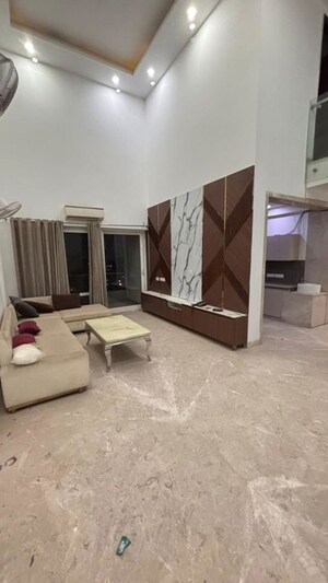 Living Room in 6+ BHK Penthouse at Bellagio Apartment, Sector 51 – for Rent