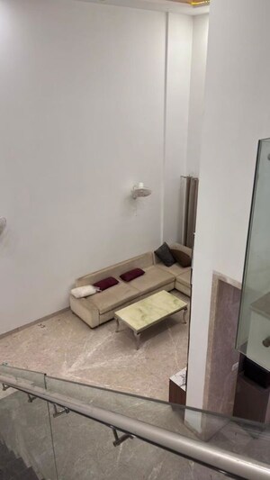 Bathroom in 6+ BHK Penthouse at Bellagio Apartment, Sector 51 – for Rent
