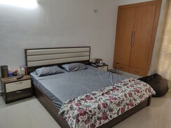 2 BHK Apartment For Rent in Unitech The Residences Gurgaon