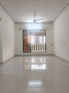 2 BHK Apartment For Rent in Gahlot Majesty and Avenue CHS