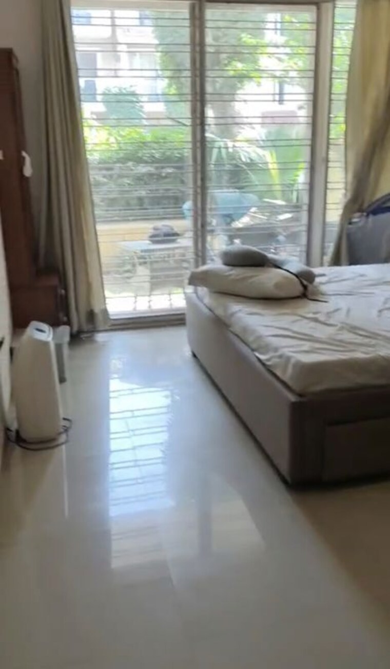 Master Bedroom, emaar-emerald-floors 3 Bedroom 2403 Sq.Ft. Apartment In Sector 65 Gurgaon 10403555