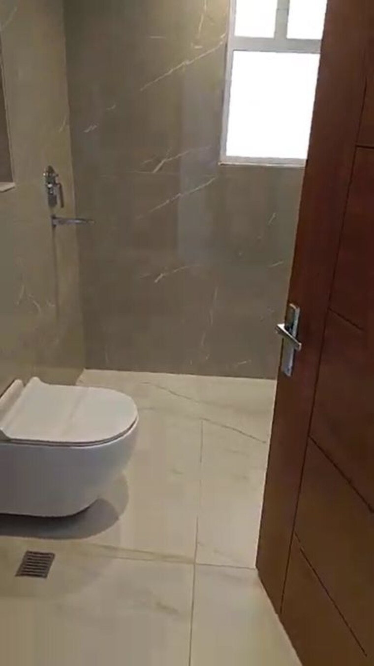 Bathroom, stellar-one 4 Bedroom 2620 Sq.Ft. Apartment In Sector 1 Greater Noida Greater Noida 10403554