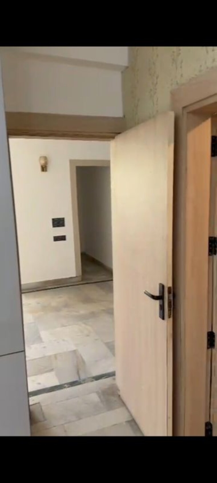 Room, parsvnath-estate 4 Bedroom 2200 Sq.Ft. Apartment In Omega I Greater Noida Greater Noida 10403115