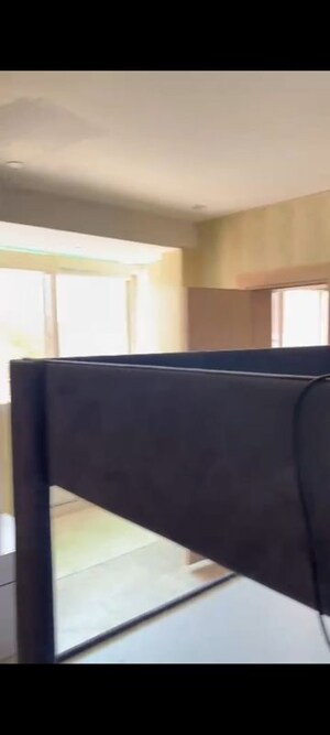 Bedroom in 4 BHK Apartment at Parsvnath Estate, Omega I Greater Noida – for Rent