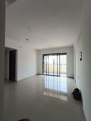 Room in 2 BHK Apartment at Manav La Centra, Tathawade – for Rent