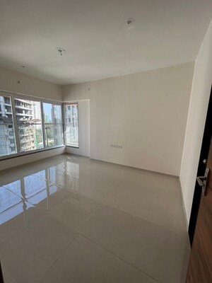 Room in 2 BHK Apartment at Je and Vee Madhuban, Malad East – for Rent