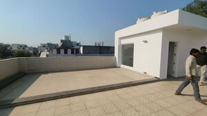 Terrace in 4 BHK Builder Floor at Green Park Extension – for Rent