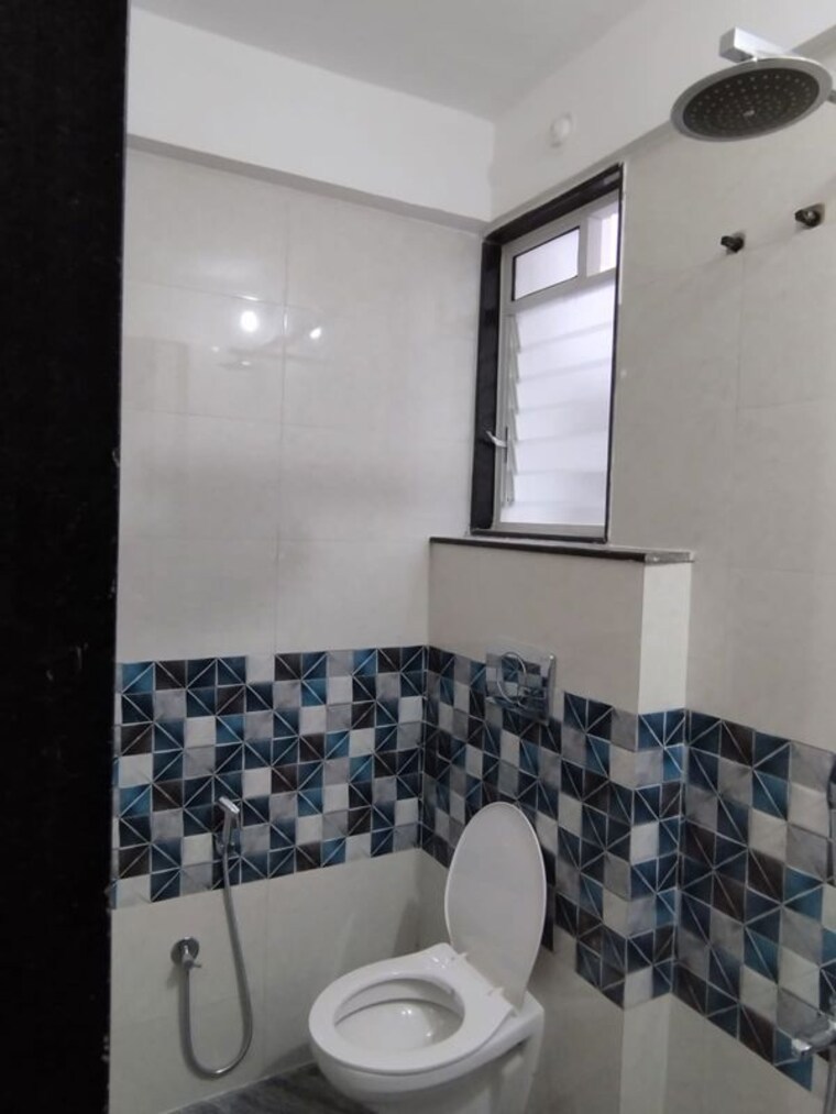 Bathroom, vardhaman-moonstone 2 Bedroom 720 Sq.Ft. Apartment In Tathawade Pune 10403611