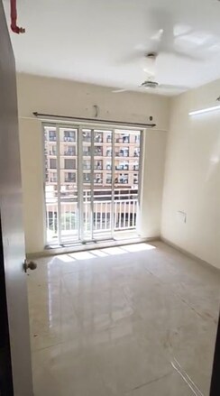 1 BHK Apartment For Rent in Akruti Hubtown