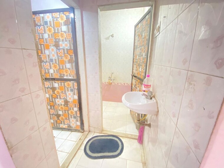 Bathroom, soham-parijat-gardens 1 Bedroom 390 Sq.Ft. Apartment In Ghodbunder Road Thane 10403637