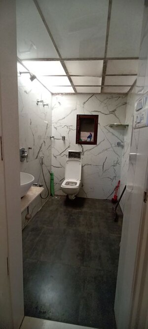 Bathroom in 1 BHK Apartment at New Marine Lines – for Sale