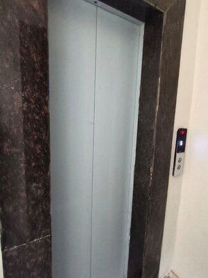 Building Lobby in 2 BHK Builder Floor at Signature Global Park 4 and 5, Sohna Sector 36 – for Rent