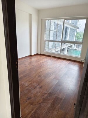 Room in 2 BHK Builder Floor at Signature Global Park 4 and 5, Sohna Sector 36 – for Rent