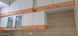 Room in 3 BHK Apartment at Sheth Vasant Lawns, Laxmi Nagar – for Rent