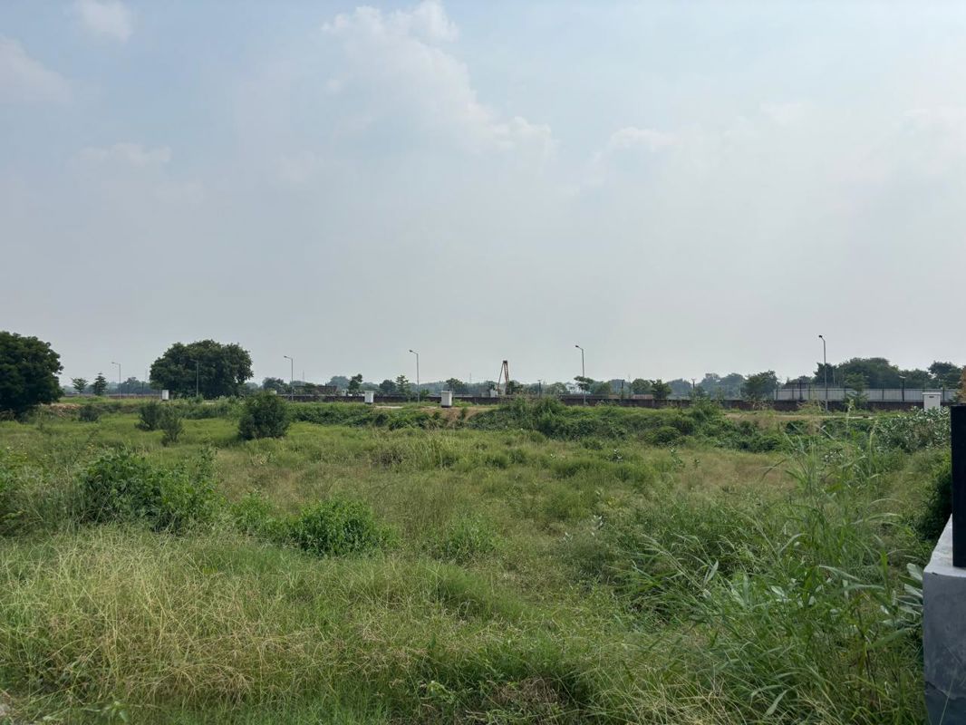 Plot For Sale in BPTP District Phase 2