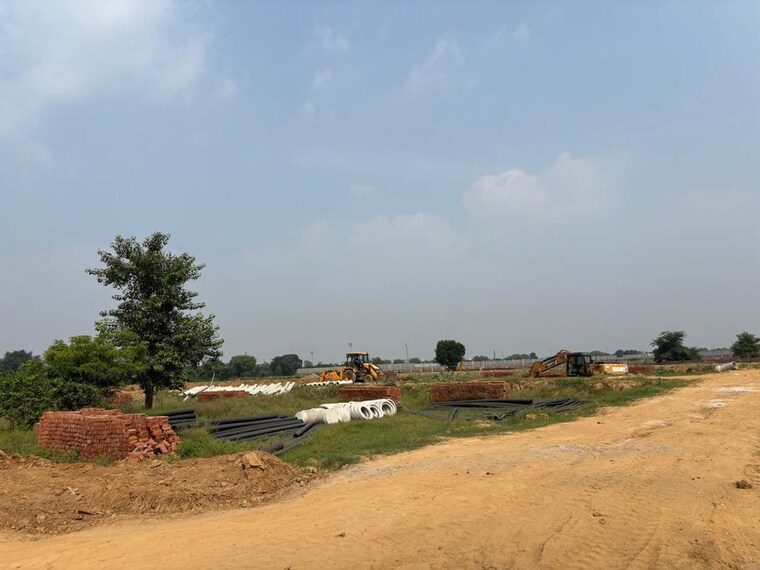 undefined, bptp-district-phase-2  173 Sq.Yd. Plot In Sector 84 Faridabad 10403718