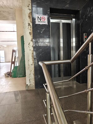   Industrial Plot at Sector 63 – for Rent