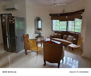 Living Room in 4 BHK Builder Floor at East Of Kailash – for Rent